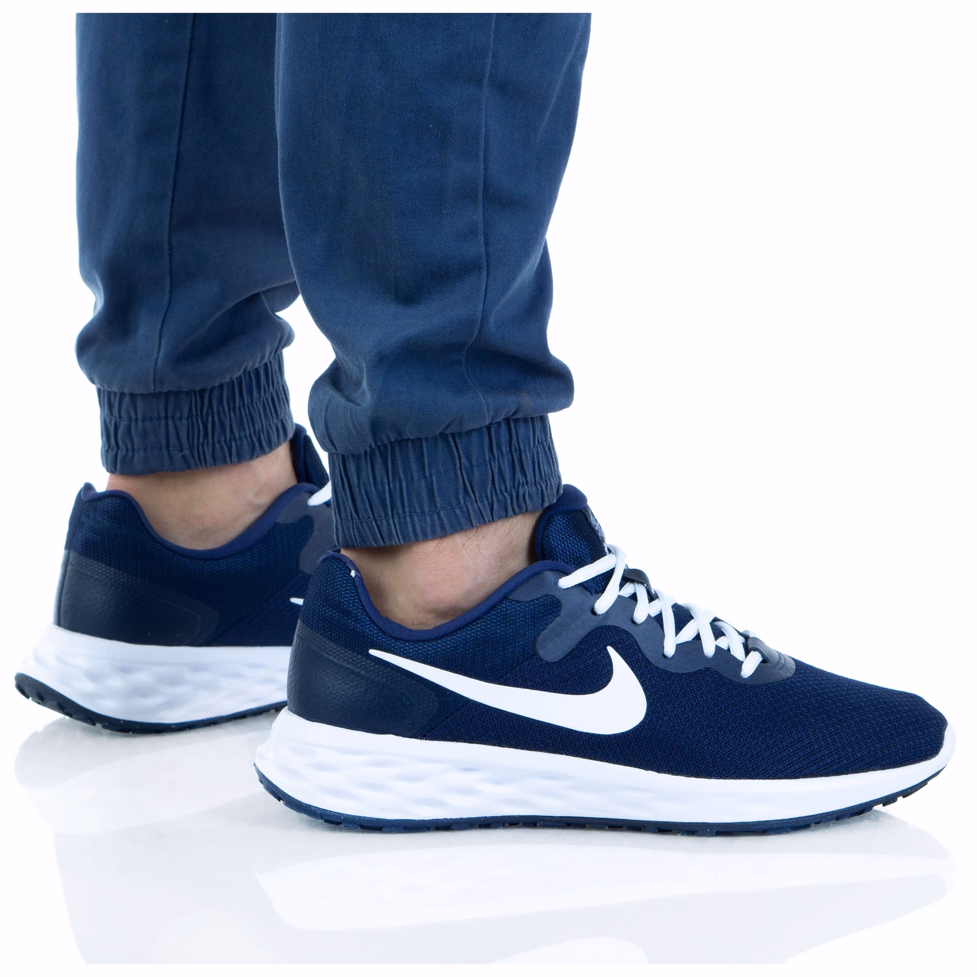 Jakie buty męskie są teraz modne?