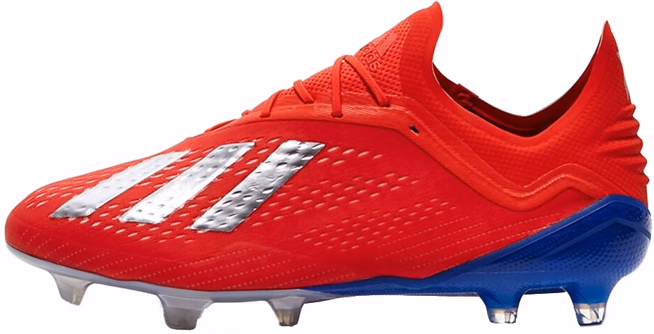 Jak dobrać korki do piłki nożnej?