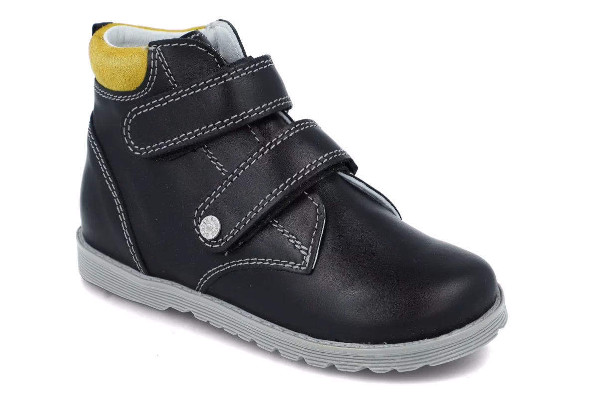 Jakie buty na jesień do szkoły?