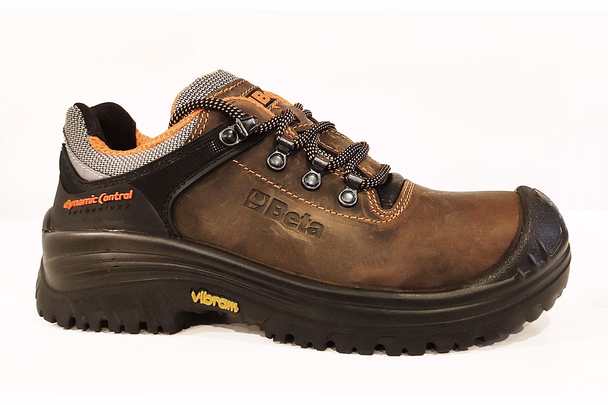 Jak dobrać rozmiar obuwia roboczego?