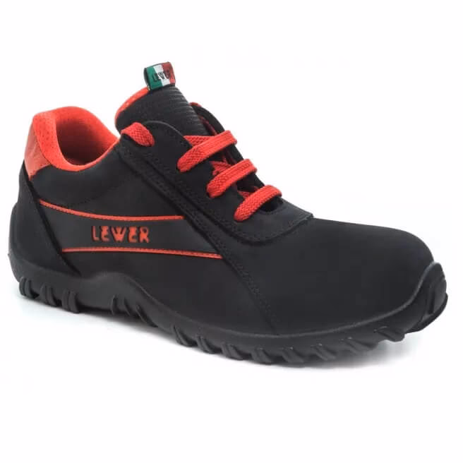 Czy buty robocze S3 są wodoszczelne?