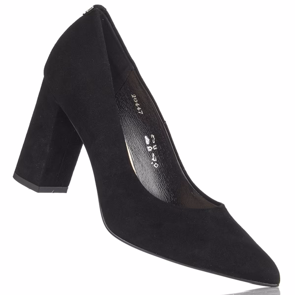 Jak dobrać rozmiar butów do futsalu?