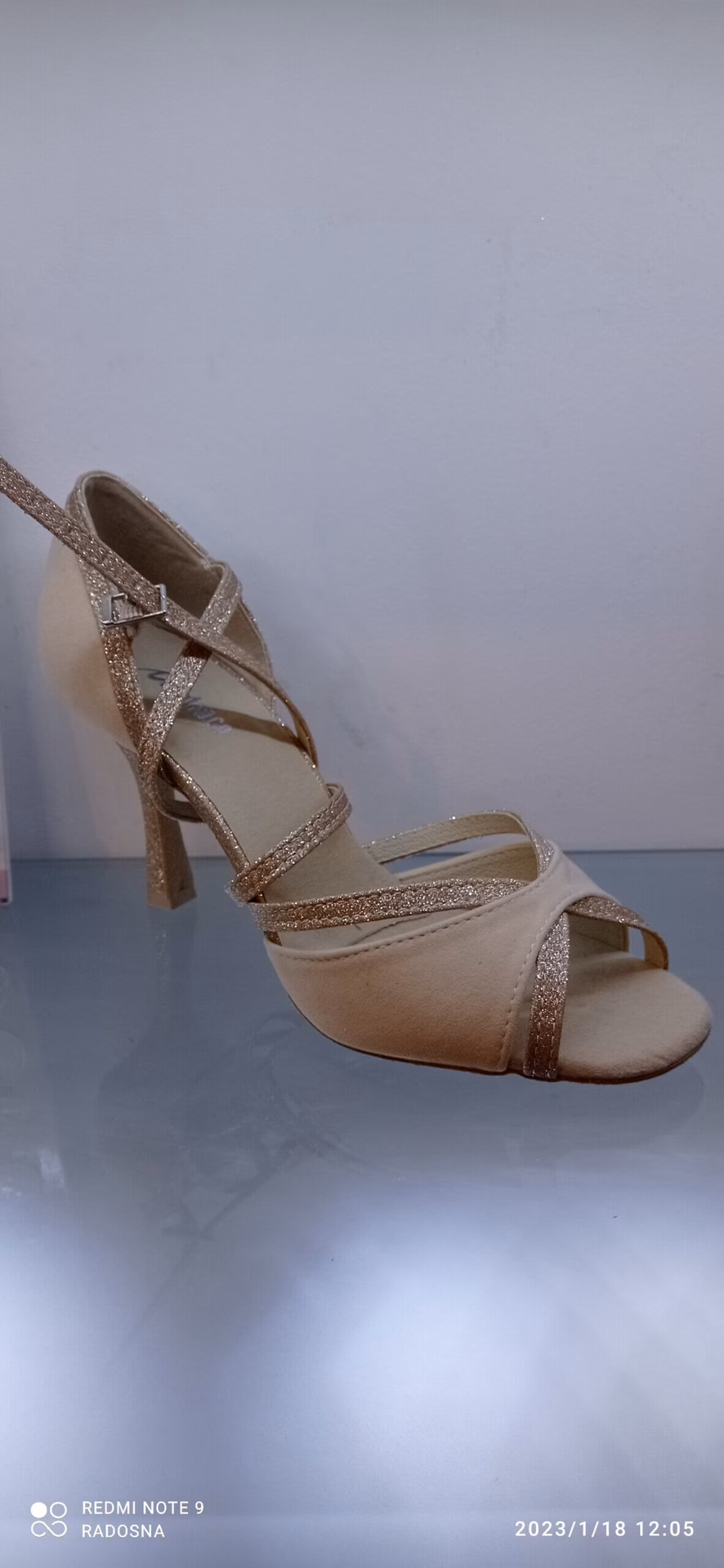 Ile kosztują buty ślubne?