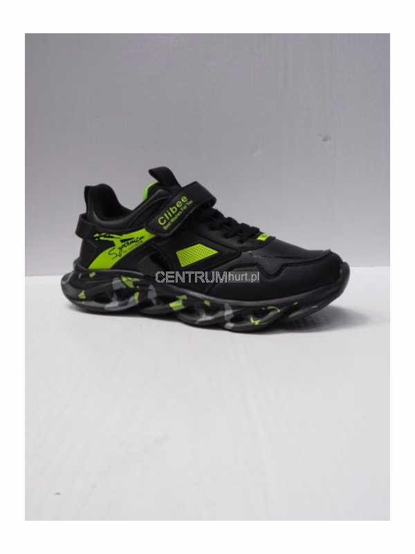 Od jakiego wieku buty sportowe dla dziecka?