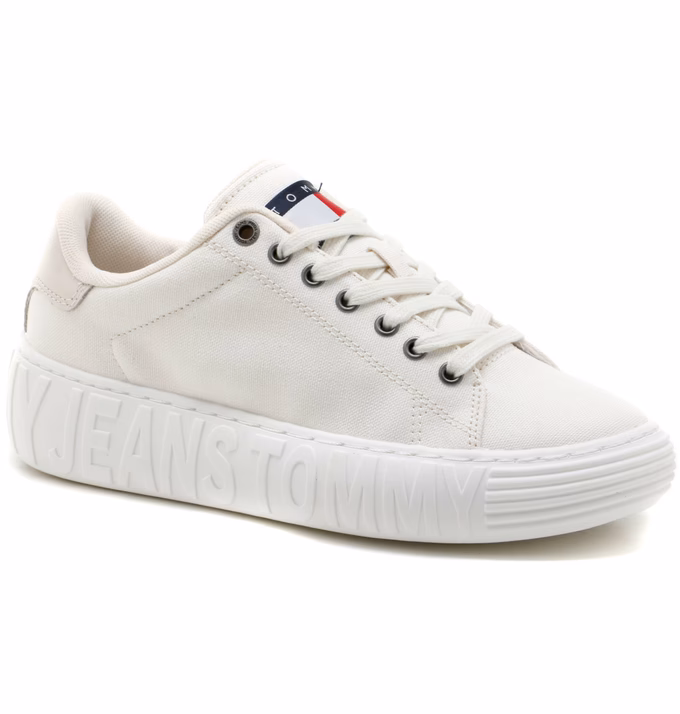 Tommy Hilfiger buty sportowe damskie - na jaką okazję?
