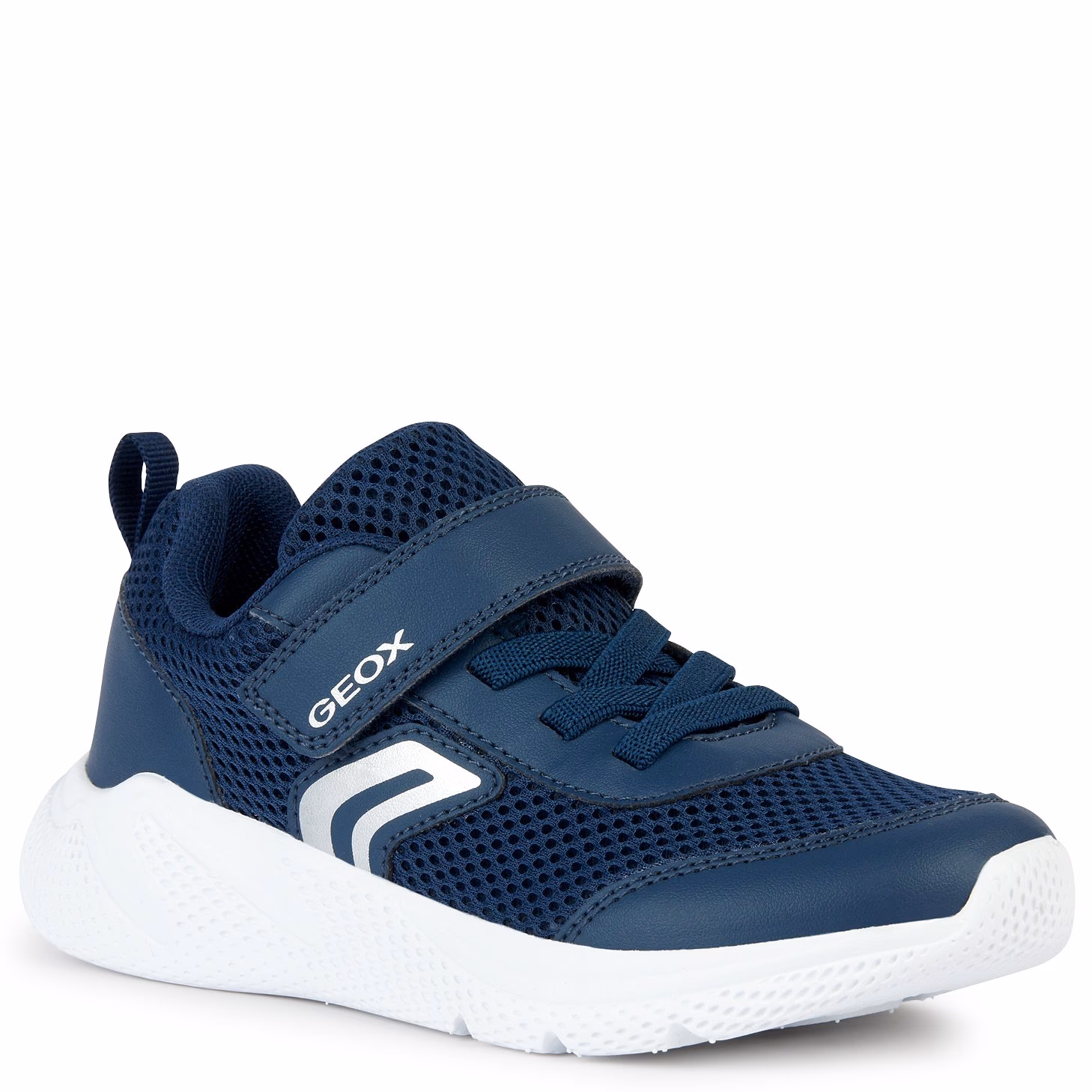 Jak dbać o buty sportowe dla dziecka?