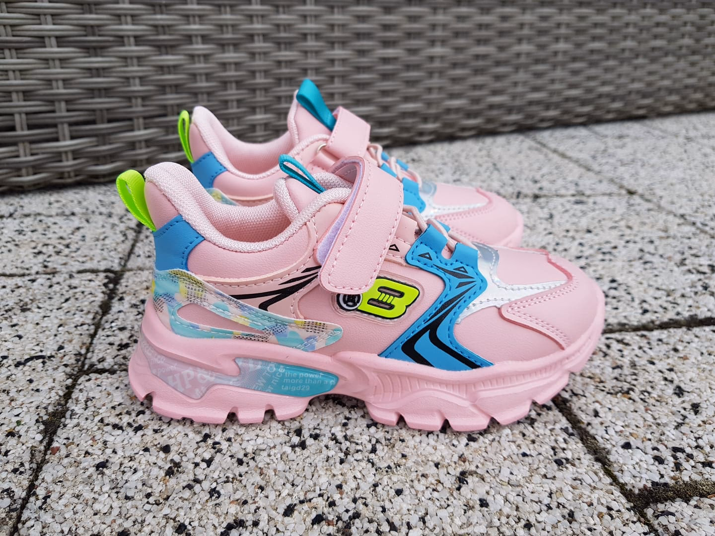 Jak dobrać rozmiar butów dla dziecka?