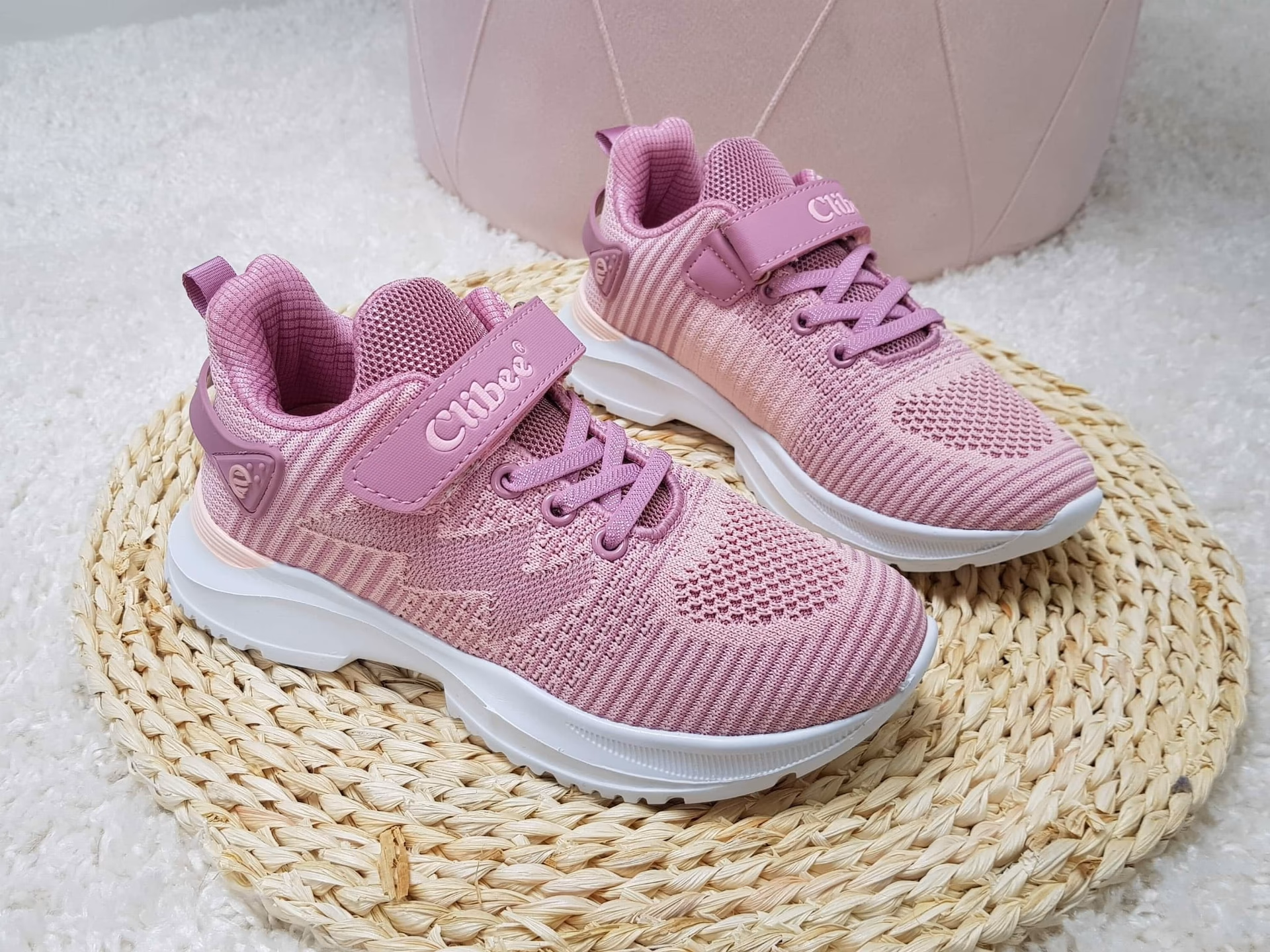 Jakie buty sportowe dla dziewczynki wybrać?