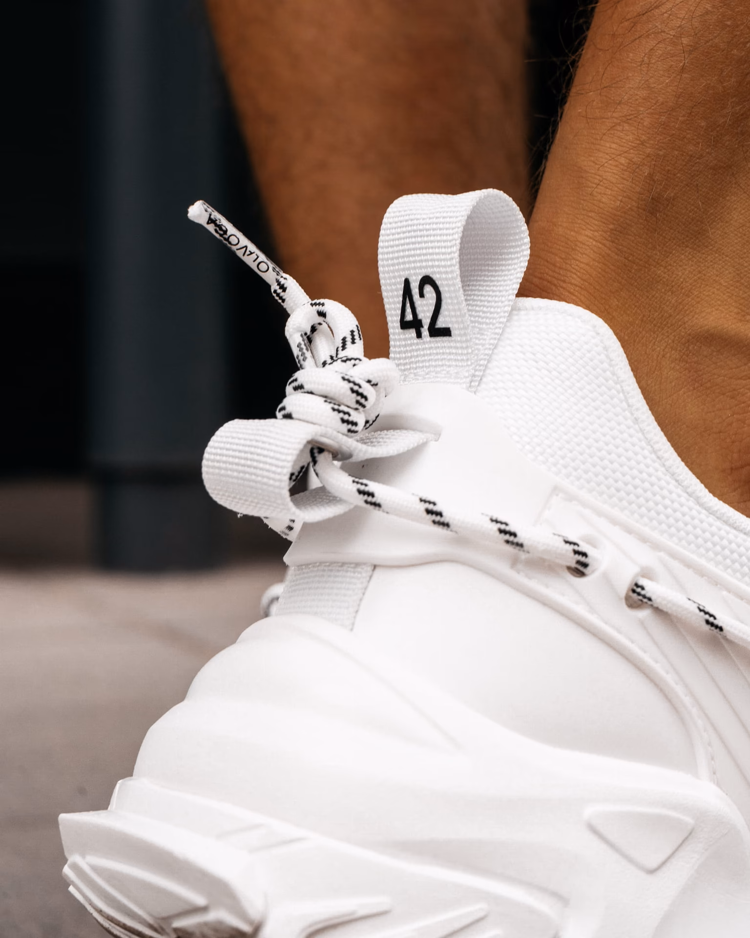 Jakie białe buty sportowe wybrać na lato?