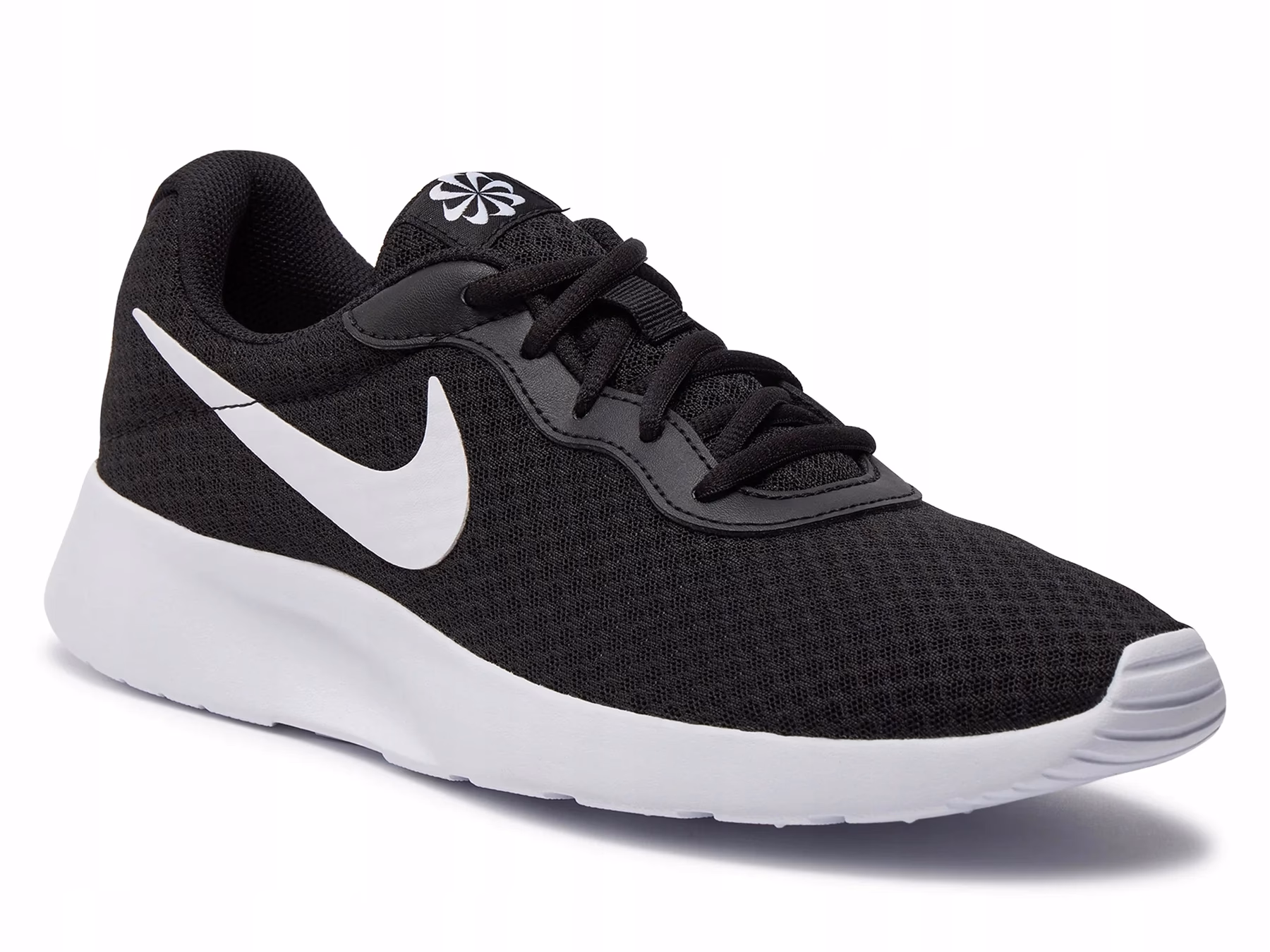 Czy białe buty są modne?