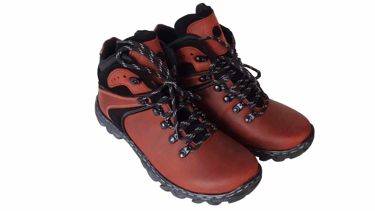 Jakie buty w góry skórzane damskie wybrać?