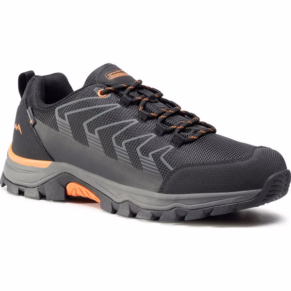 Jak zmierzyć stopę do butów trekkingowych?