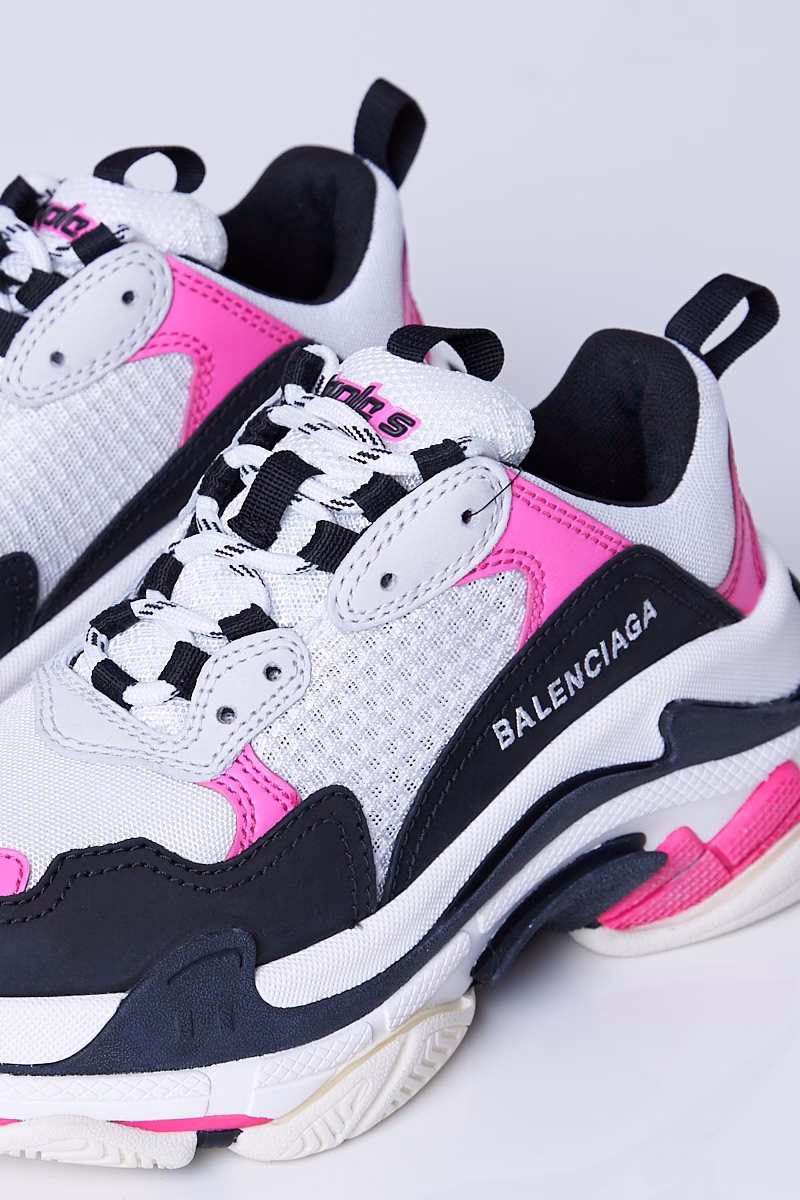 Gdzie kupić Balenciaga Triple S?