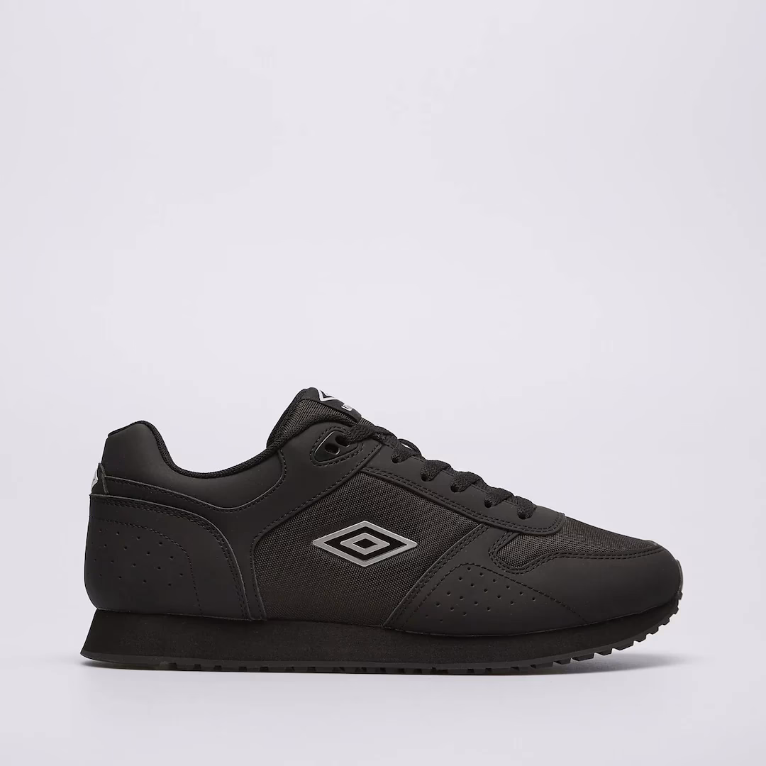 Jakie są najpopularniejsze modele butów Umbro dla mężczyzn na wyprzedaży?