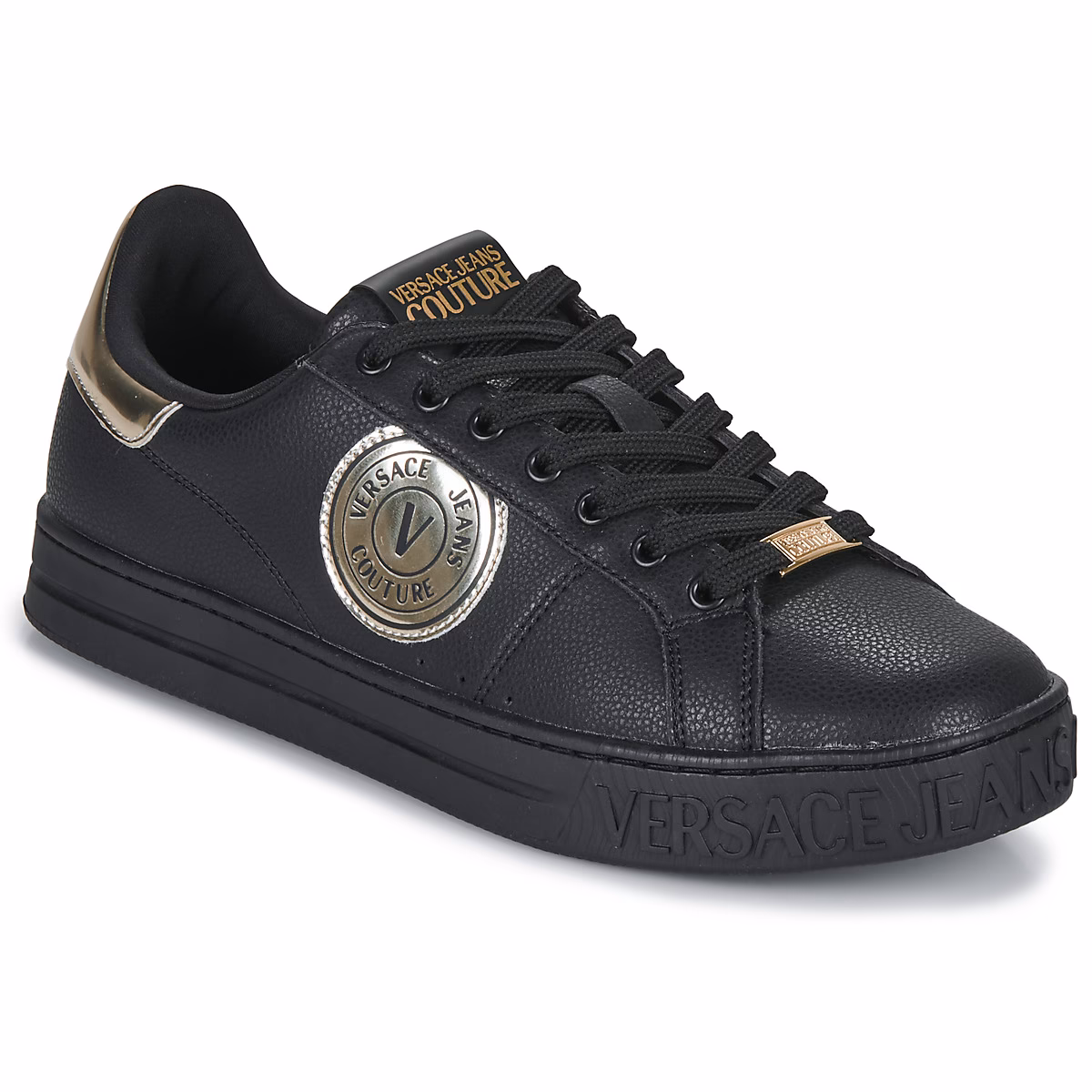 Versace Jeans – co to za marka?