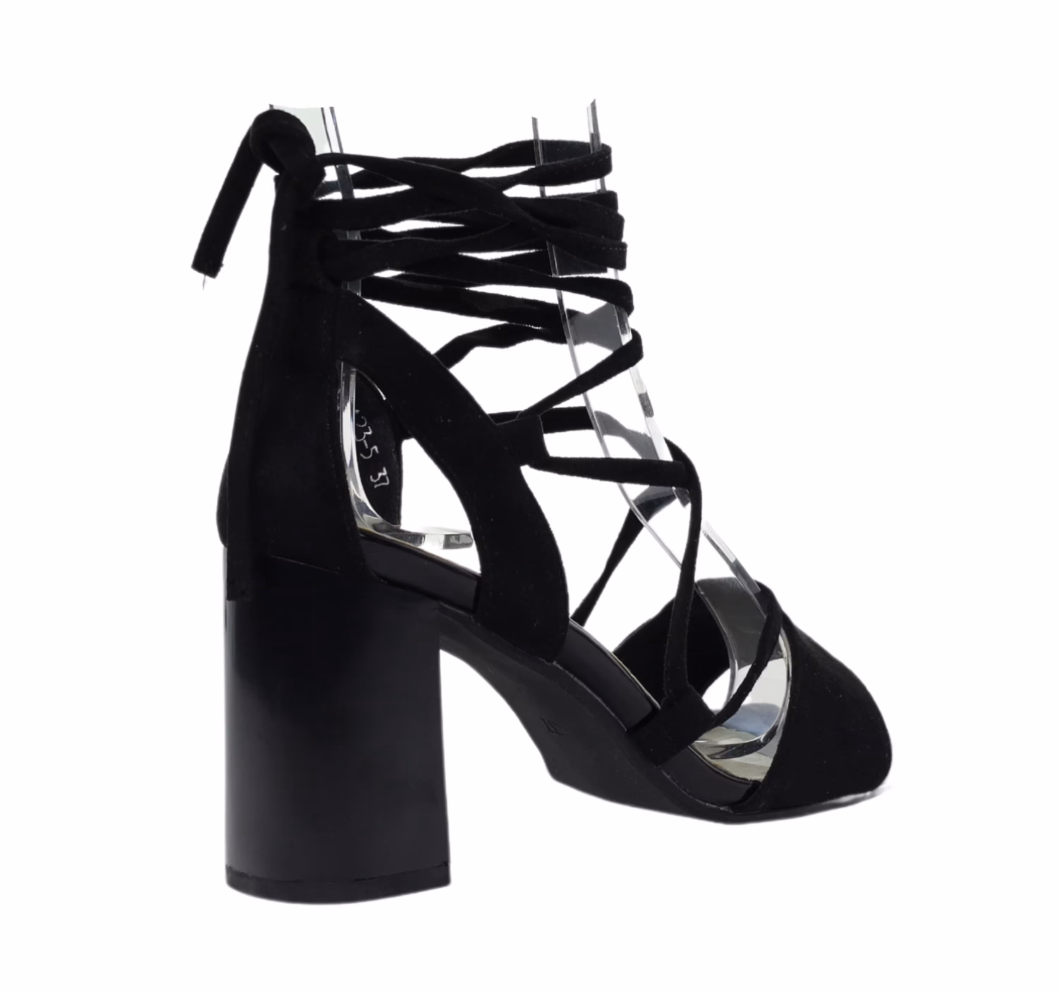 Jak nosić sznurowane buty na łydce?