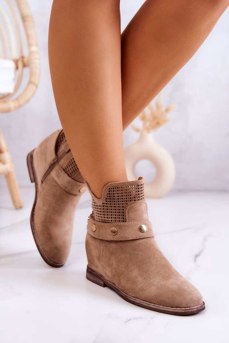 Jakie buty do płaszcza na wiosnę?