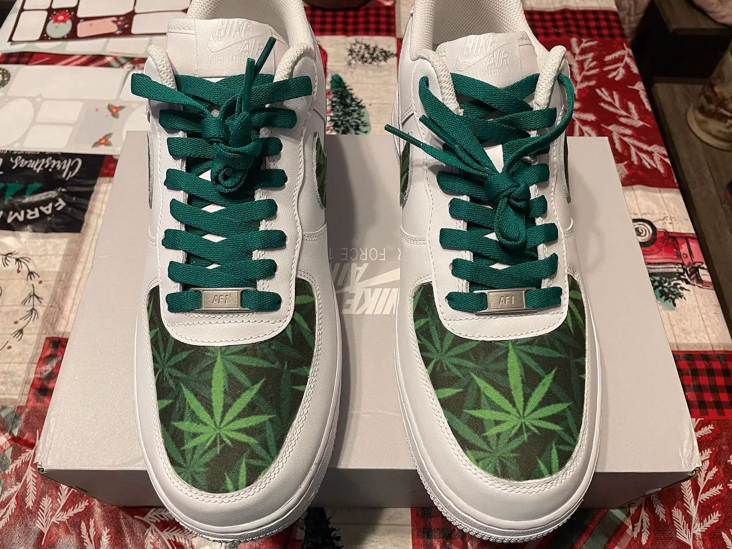 Gdzie kupić buty z motywem marihuany?