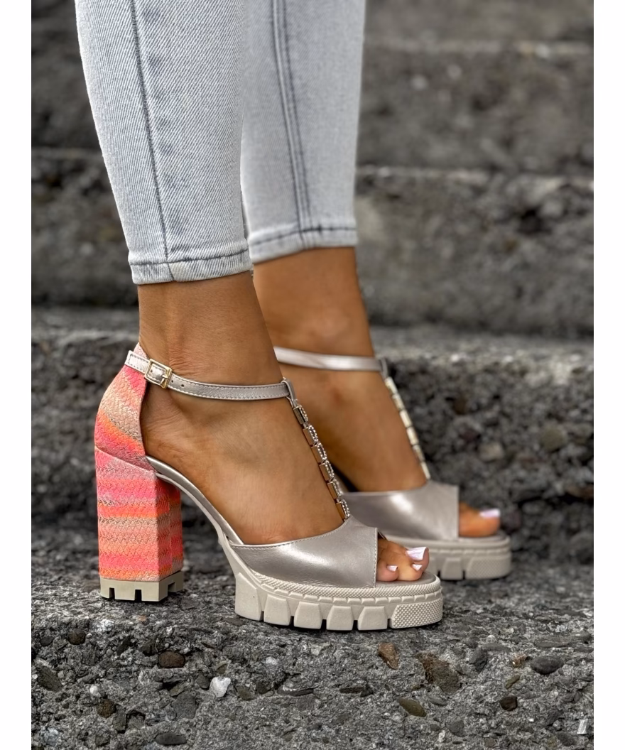 Jakie są zalety noszenia butów z naturalnej skóry?