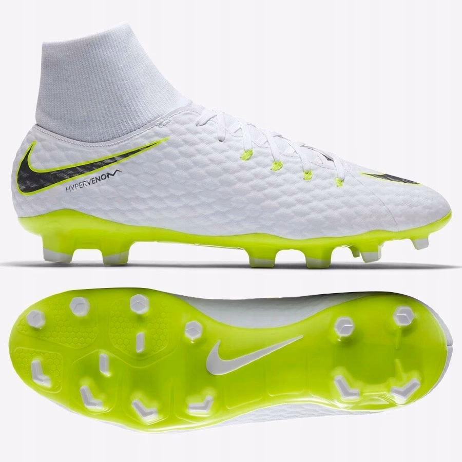 Jakie korki dla napastnika?