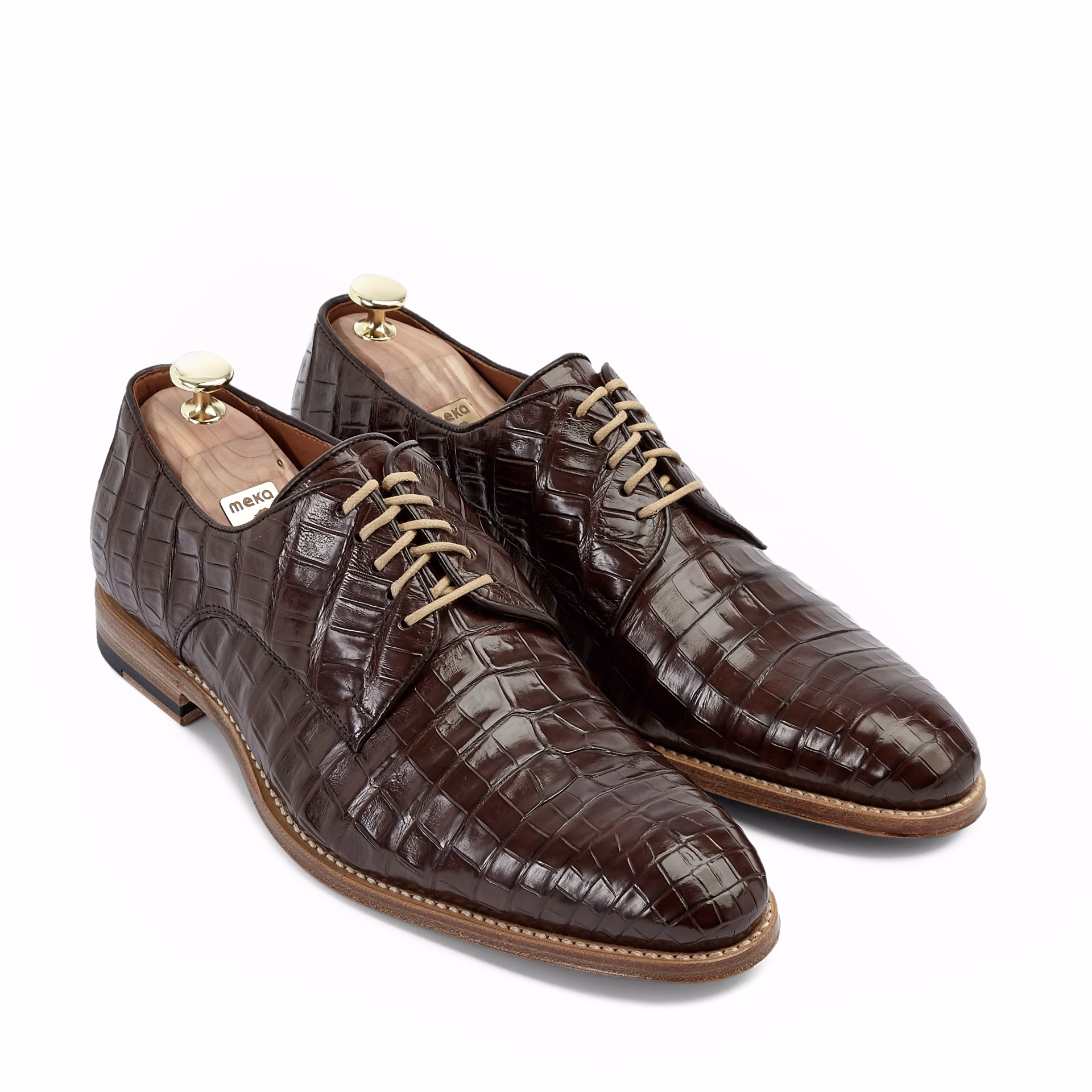 Ile kosztują prawdziwe buty ze skóry krokodyla?