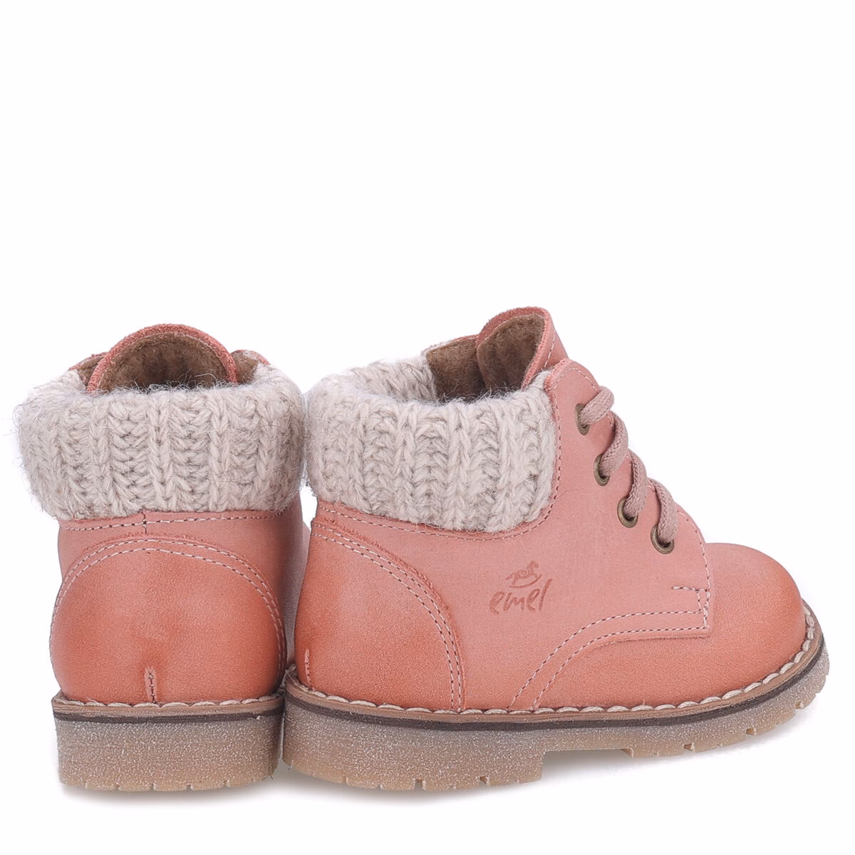 Na co zwrócić uwagę kupując buty zimowe dla dziecka?