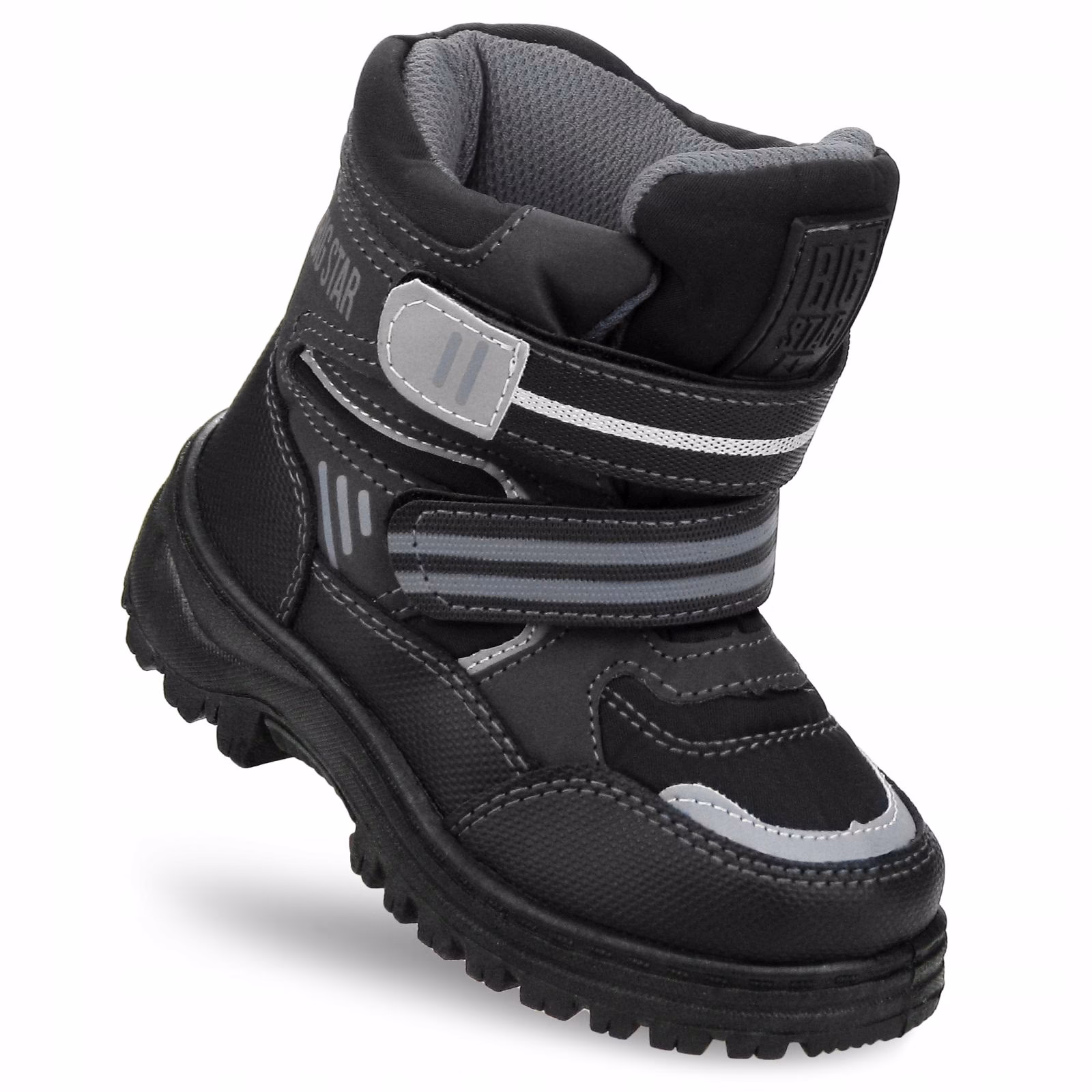 Na co zwrócić uwagę przy zakupie butów zimowych dla chłopca?