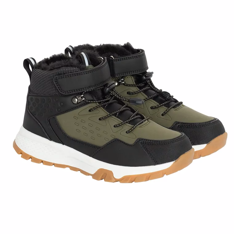 Na co zwrócić uwagę kupując buty zimowe?