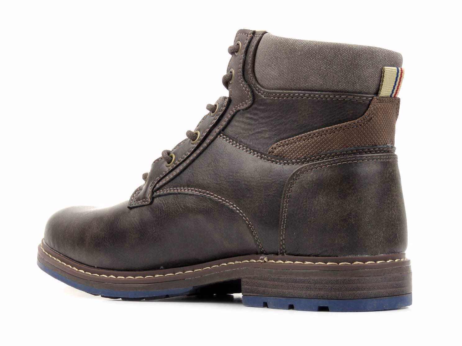 Jakie buty zamiast śniegowców?