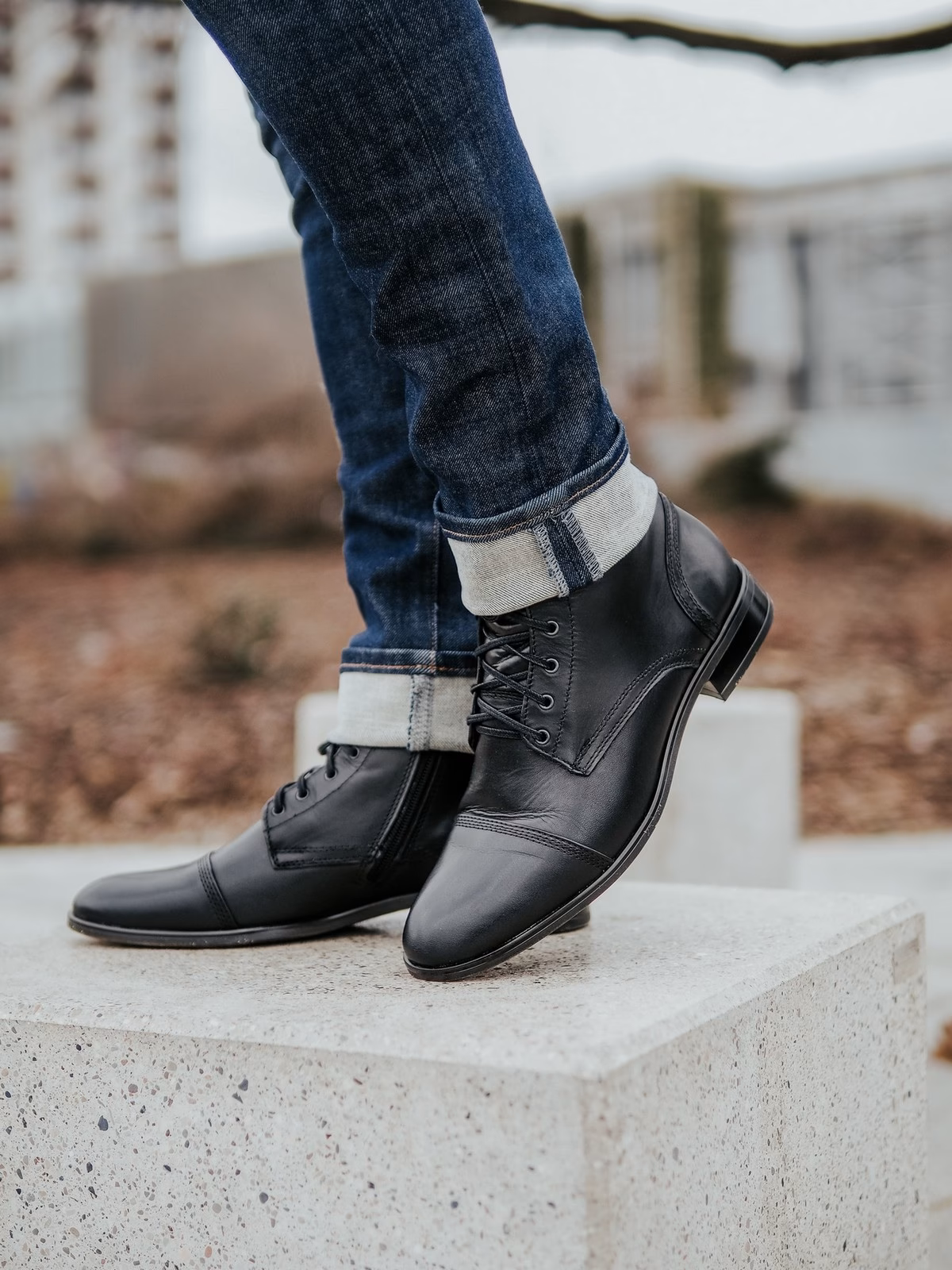 Jak nosić sztyblety męskie?