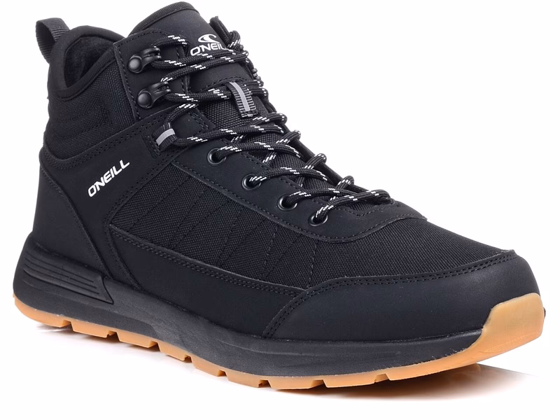 Jak dbać o buty zimowe, żeby dłużej posłużyły?