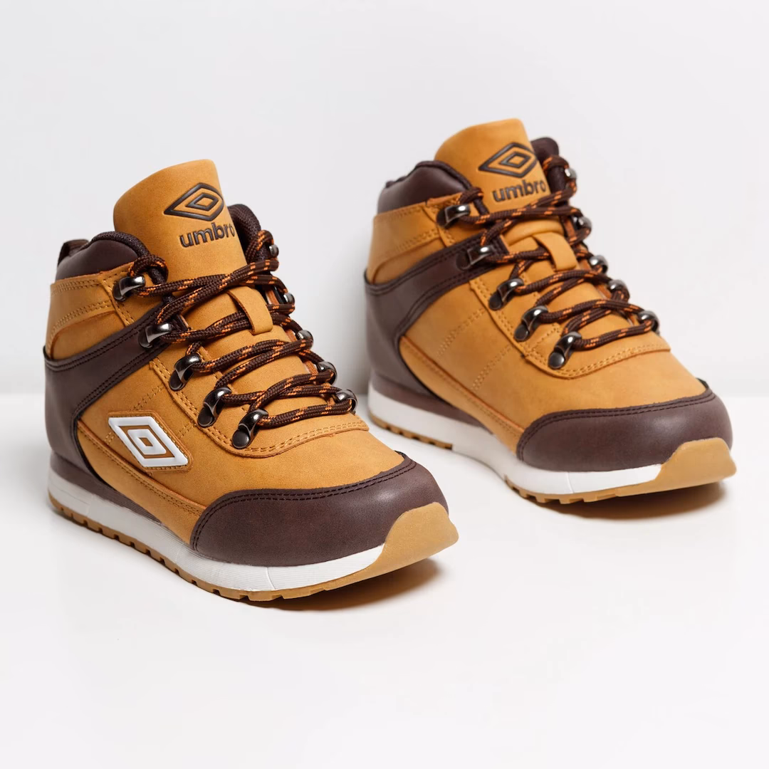 Czy buty zimowe powinny być o rozmiar większe?