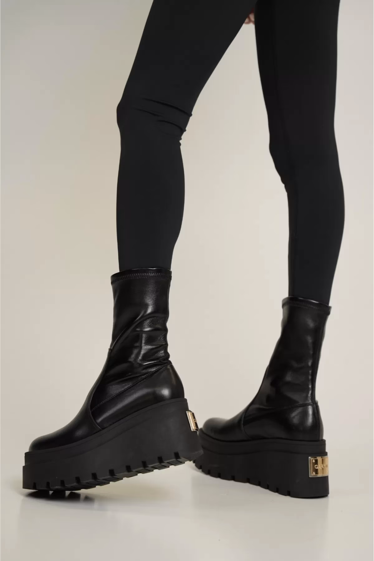 Czy buty Carinii są wygodne?