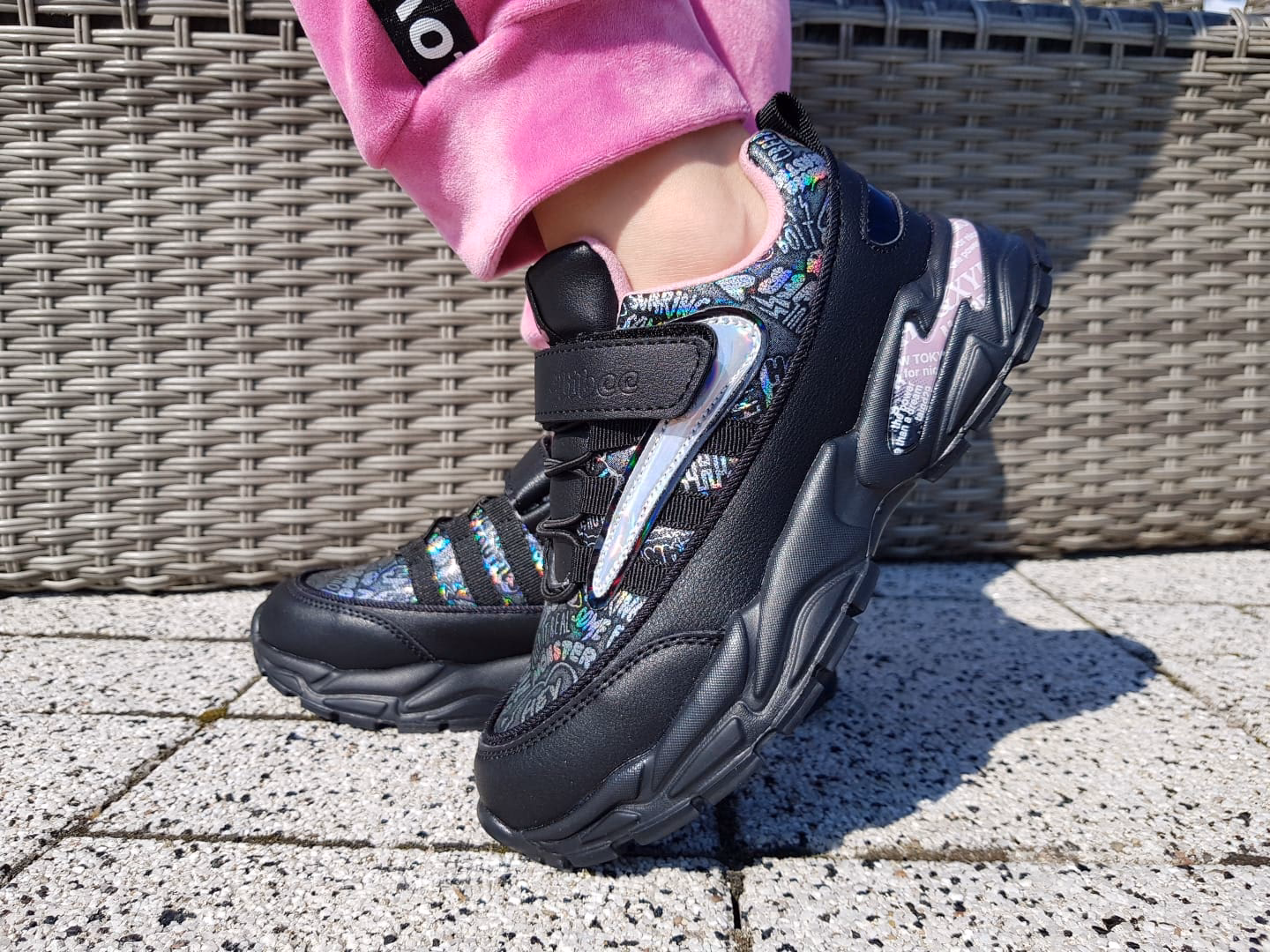 Jakie buty do sukienki dla dziewczynki?