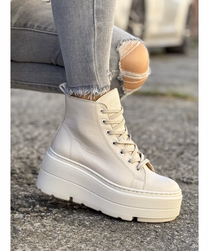 Jakie są rodzaje butów na platformie?