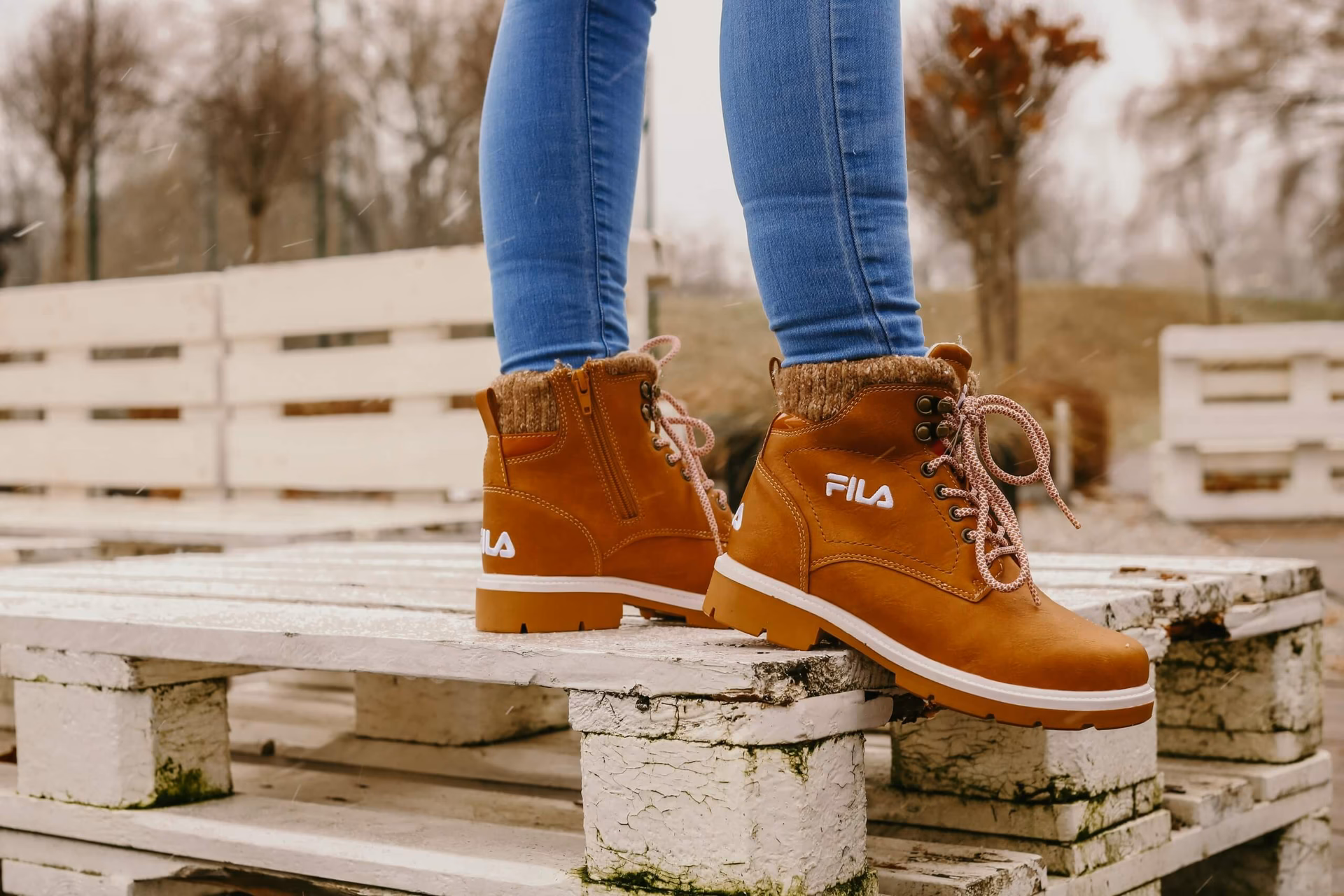 Jakie buty trekkingowe damskie na lato?