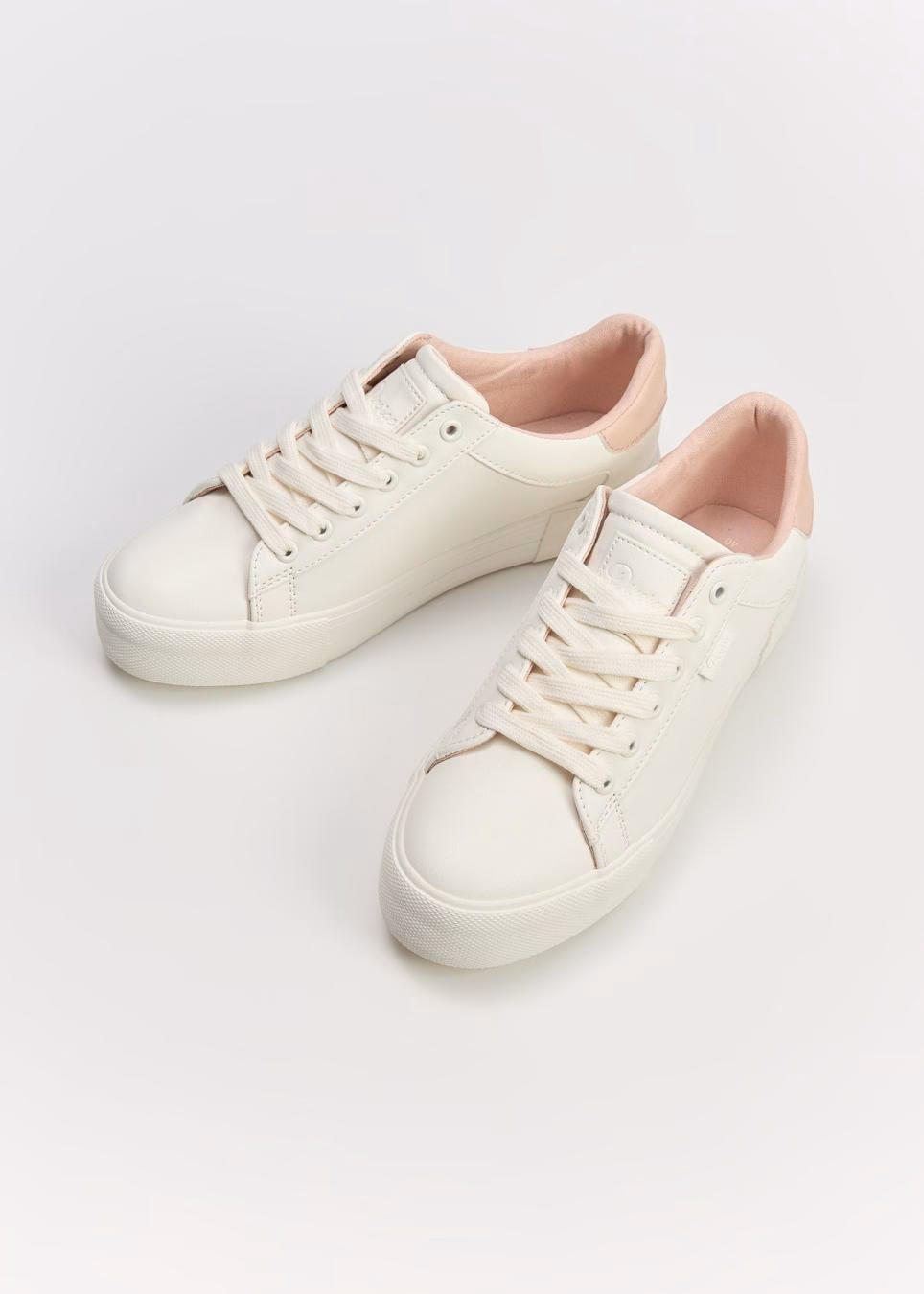 Gdzie kupić buty Diverse tanio?