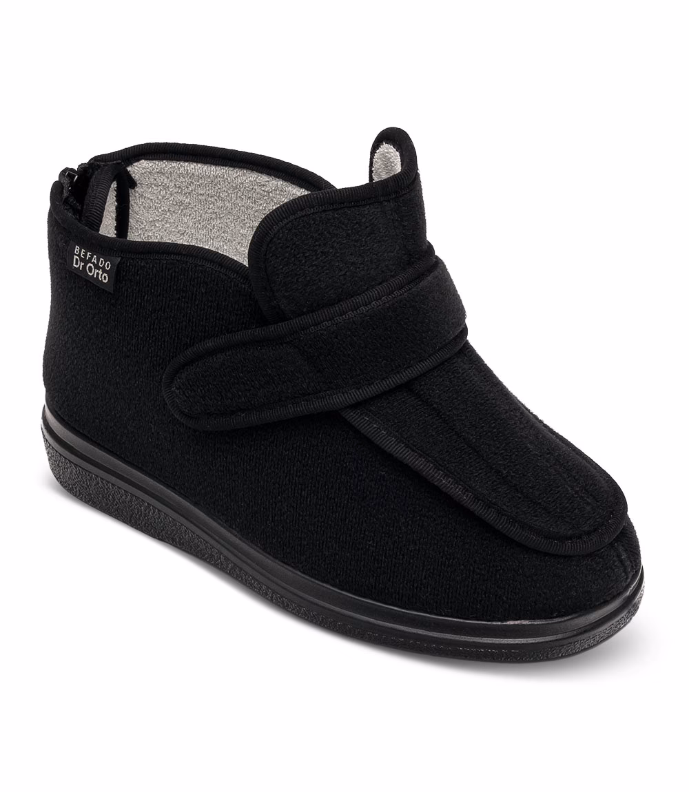 Jakie buty dla osób z haluksami?