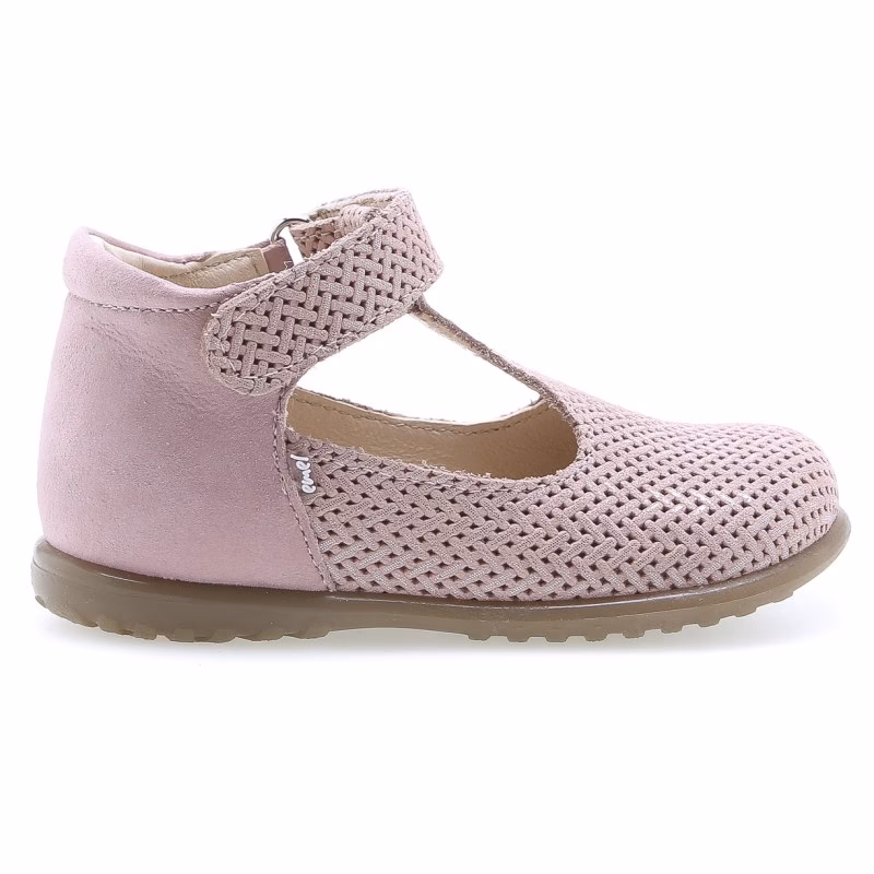 Jakie buty dla dziecka na pierwsze kroki?