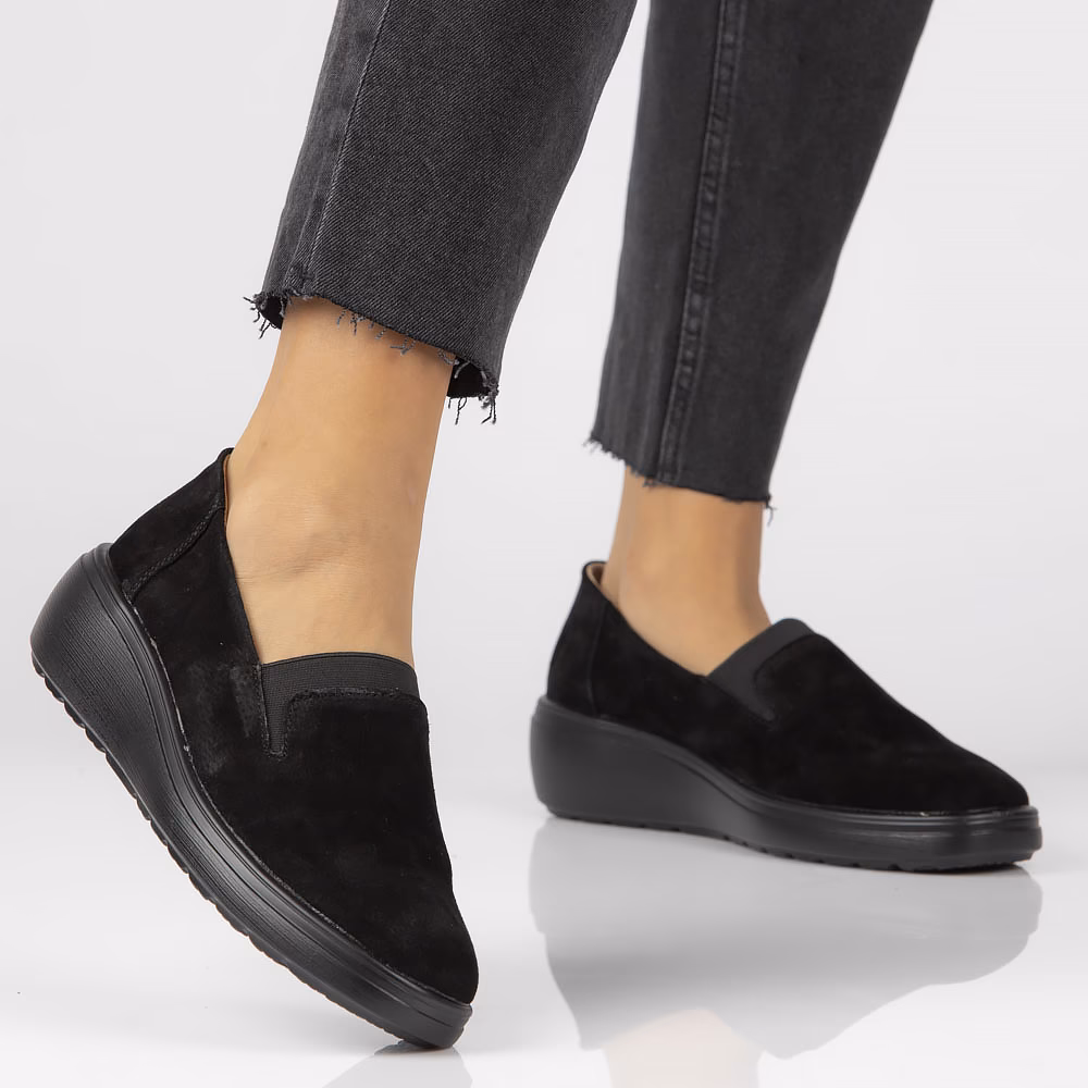 Jakie rodzaje butów oferuje Filippo?