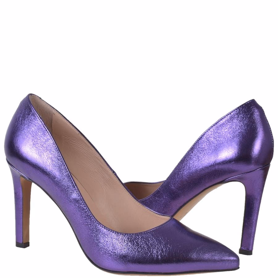 Jaki kolor pasuje do fioletowych butów?