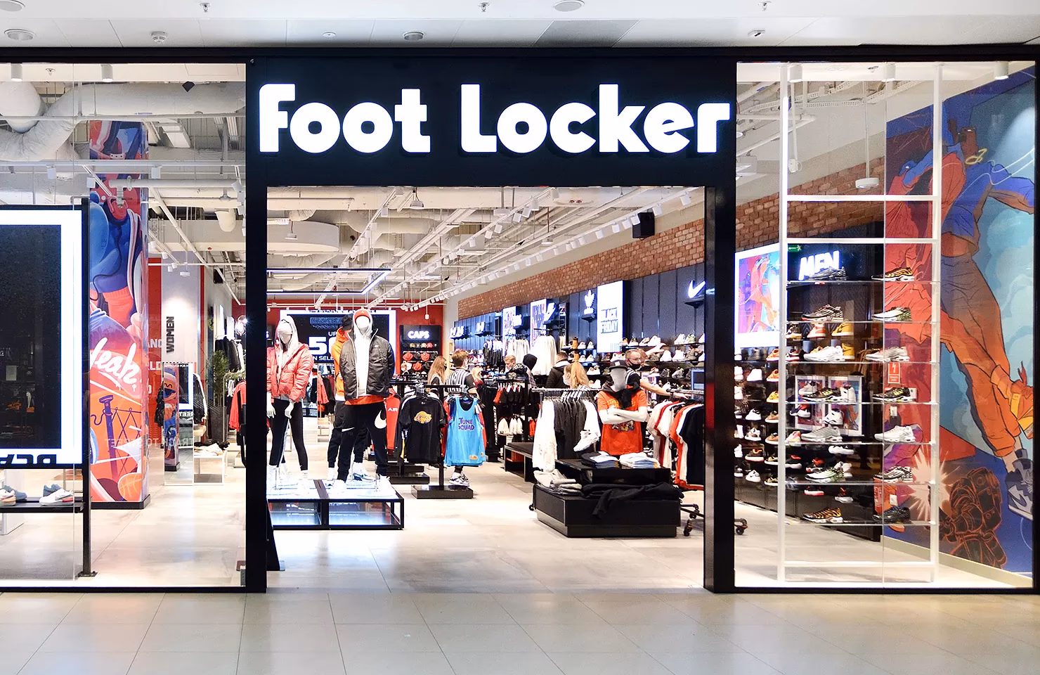 Czy Foot Locker ma program lojalnościowy?