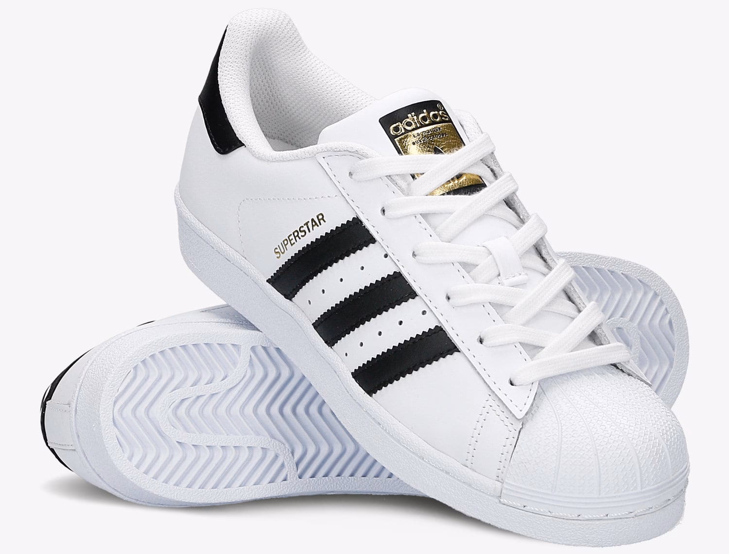 Jak odróżnić oryginalne Superstary od podróbek?