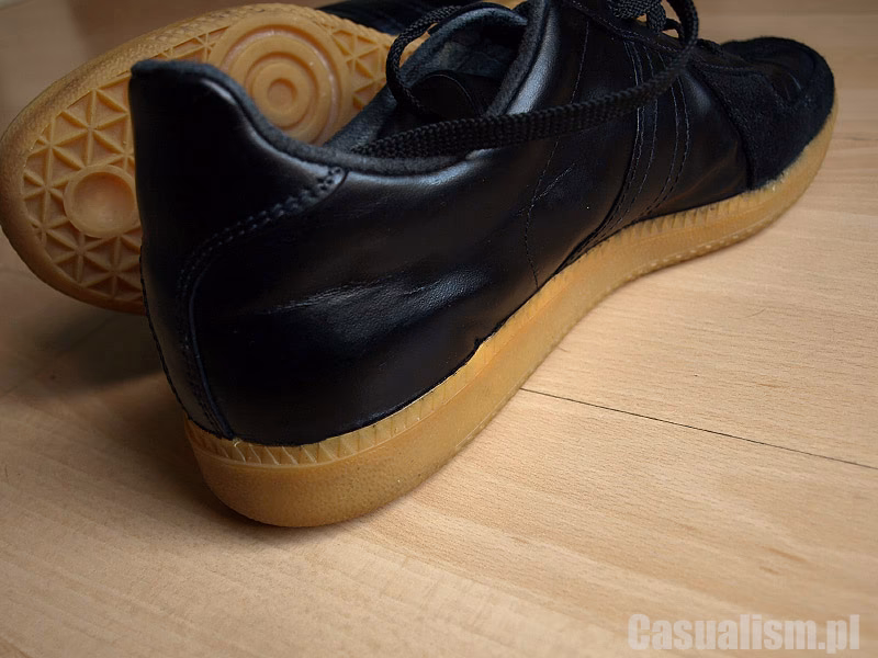 Jak uratować białe buty?