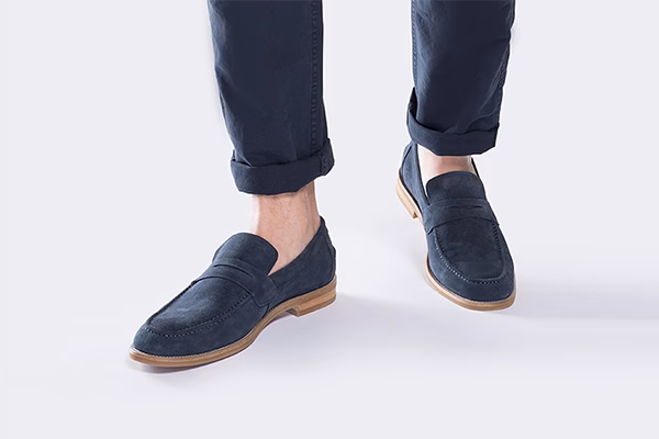 Jakie buty męskie do dżinsów?