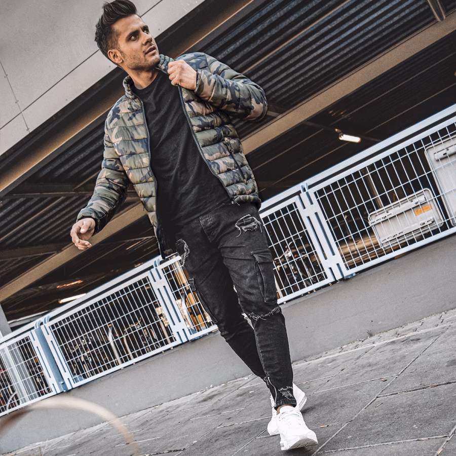 Do czego pasuje kurtka moro?