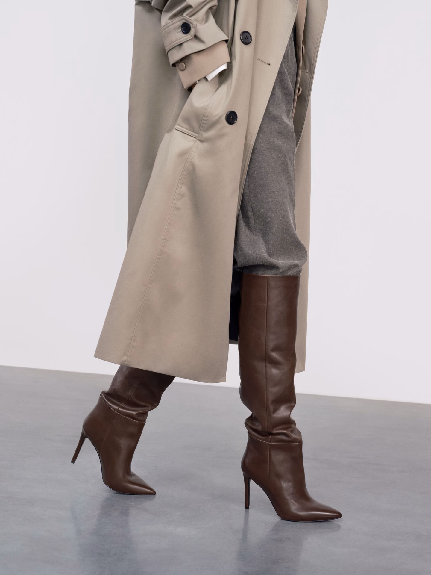 Jakie buty do płaszcza oversize?