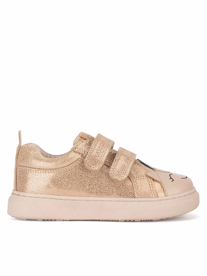 Jakie buty dla dziecka do żłobka?