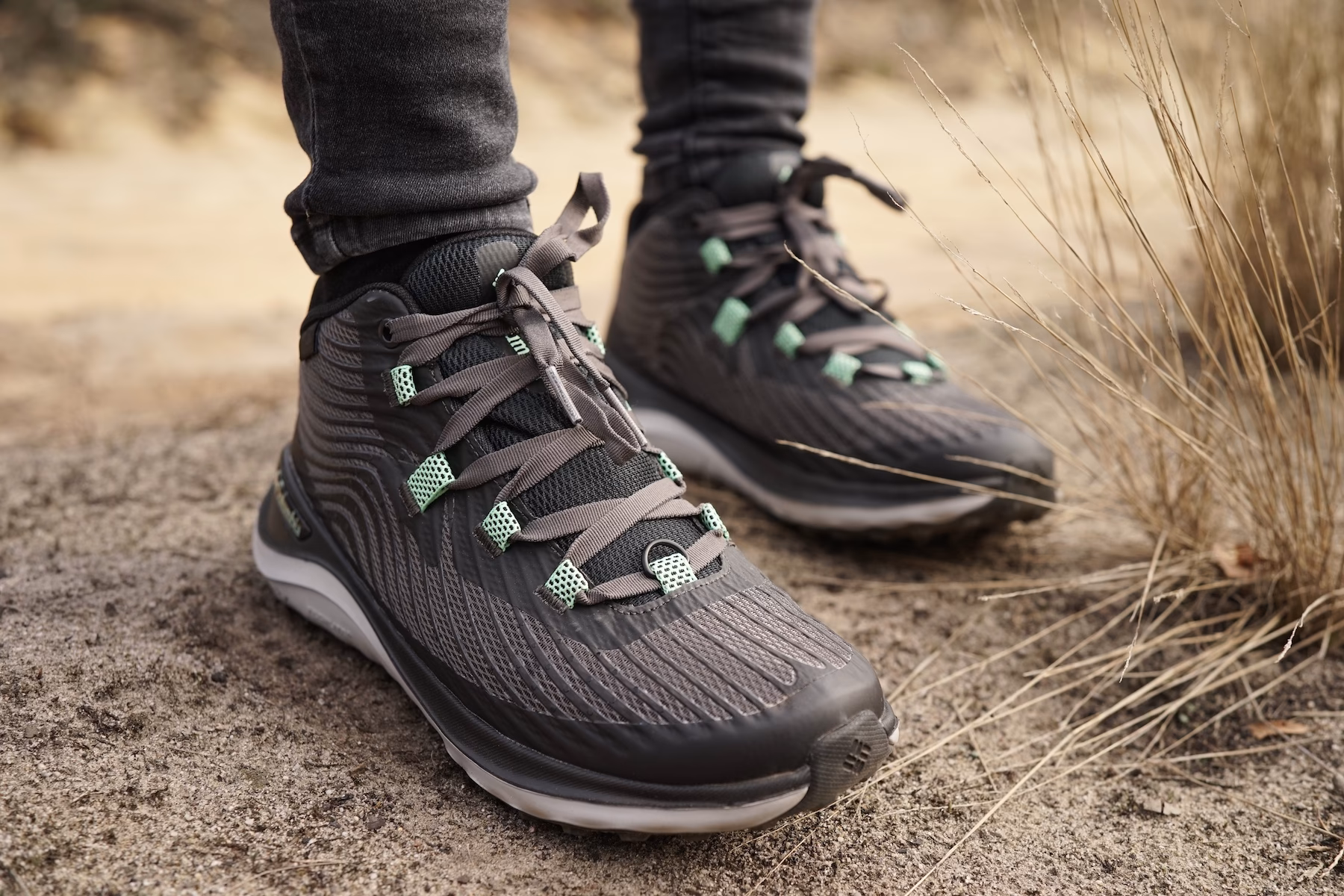 Jak dobrać buty trekkingowe za kostkę?
