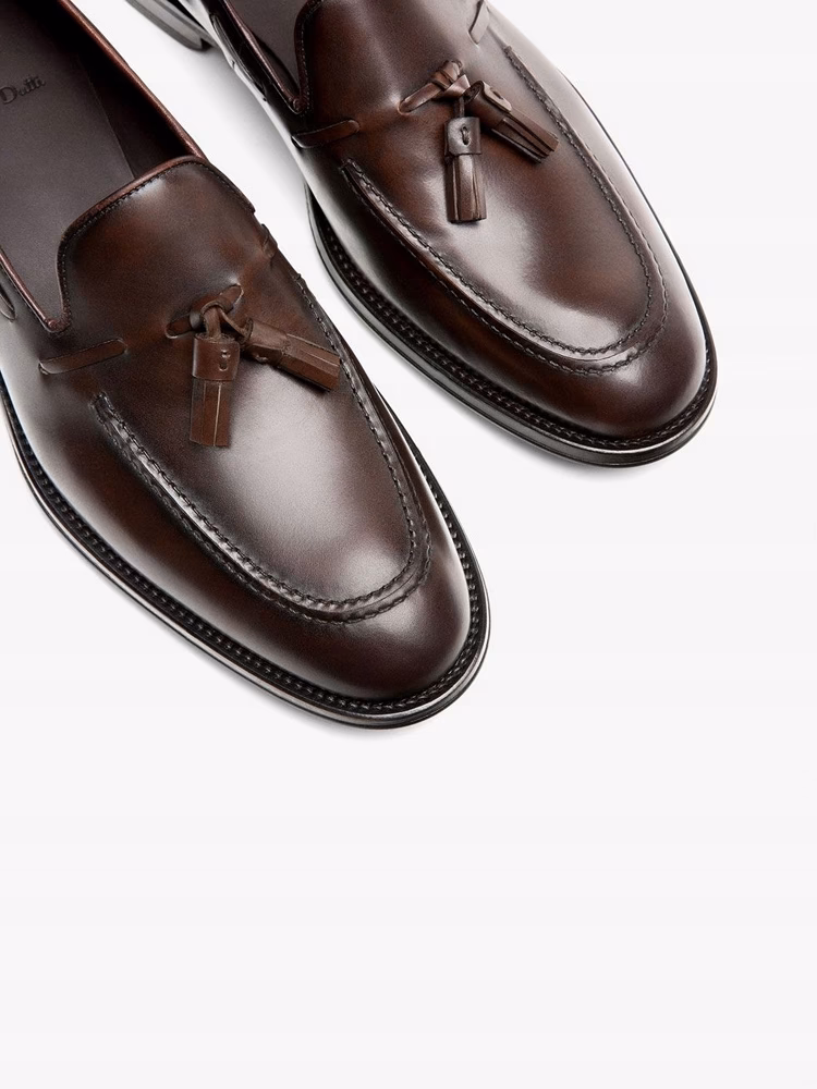 Gdzie produkowane są buty Massimo Dutti?